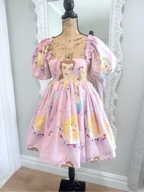 New York Couture One of a Kind Vtg PRINCESSES Disney Bedsheets Puff Sleeve Dress